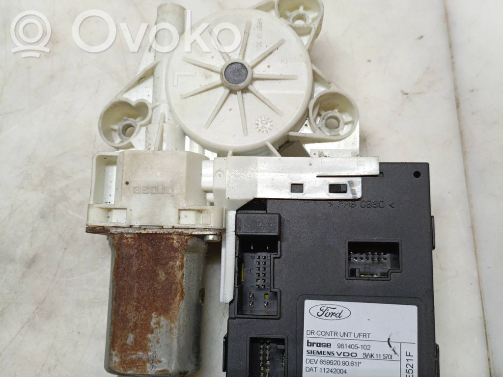 Ford C-MAX I Front door window regulator motor 