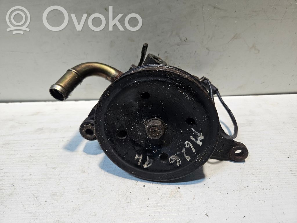 Mazda 626 Power steering pump 