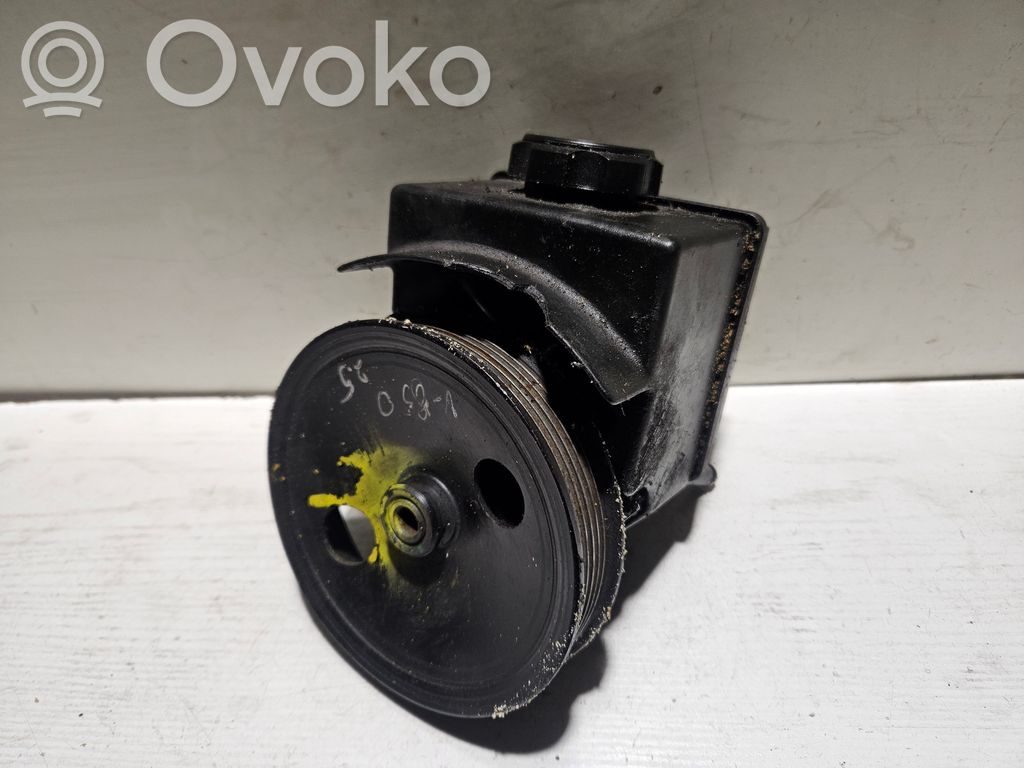 Volvo 850 Power steering pump 