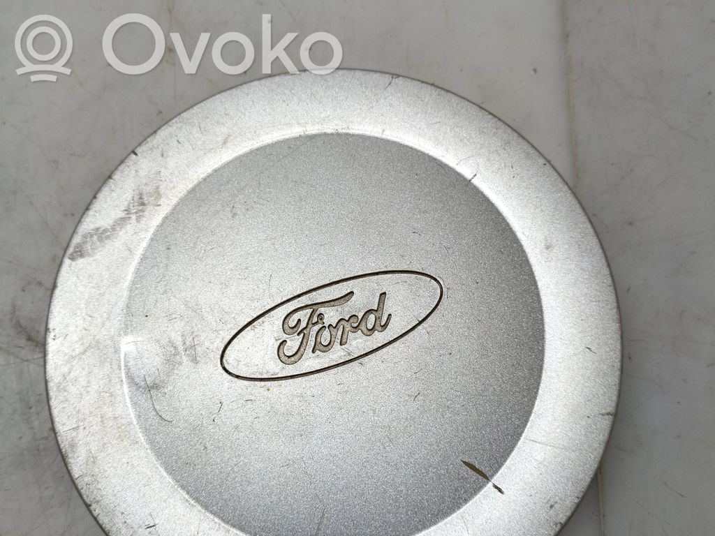 Ford Focus Alkuperäinen pölykapseli 