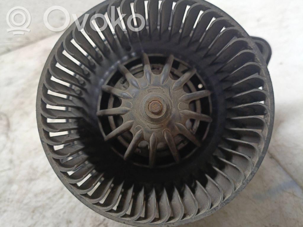Renault Master II Mazā radiatora ventilators 