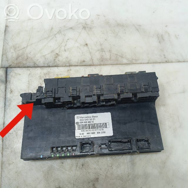Mercedes-Benz C W203 Fuse module 