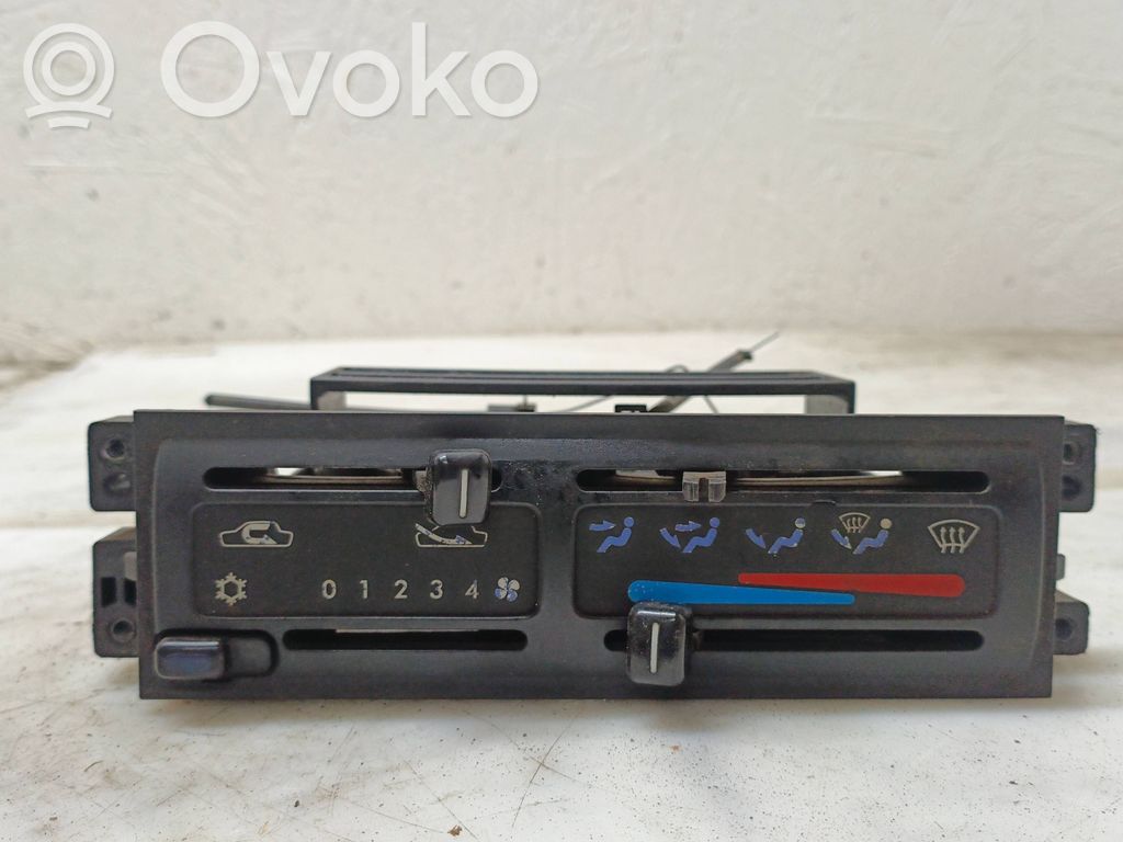 Nissan Terrano Climate control unit 