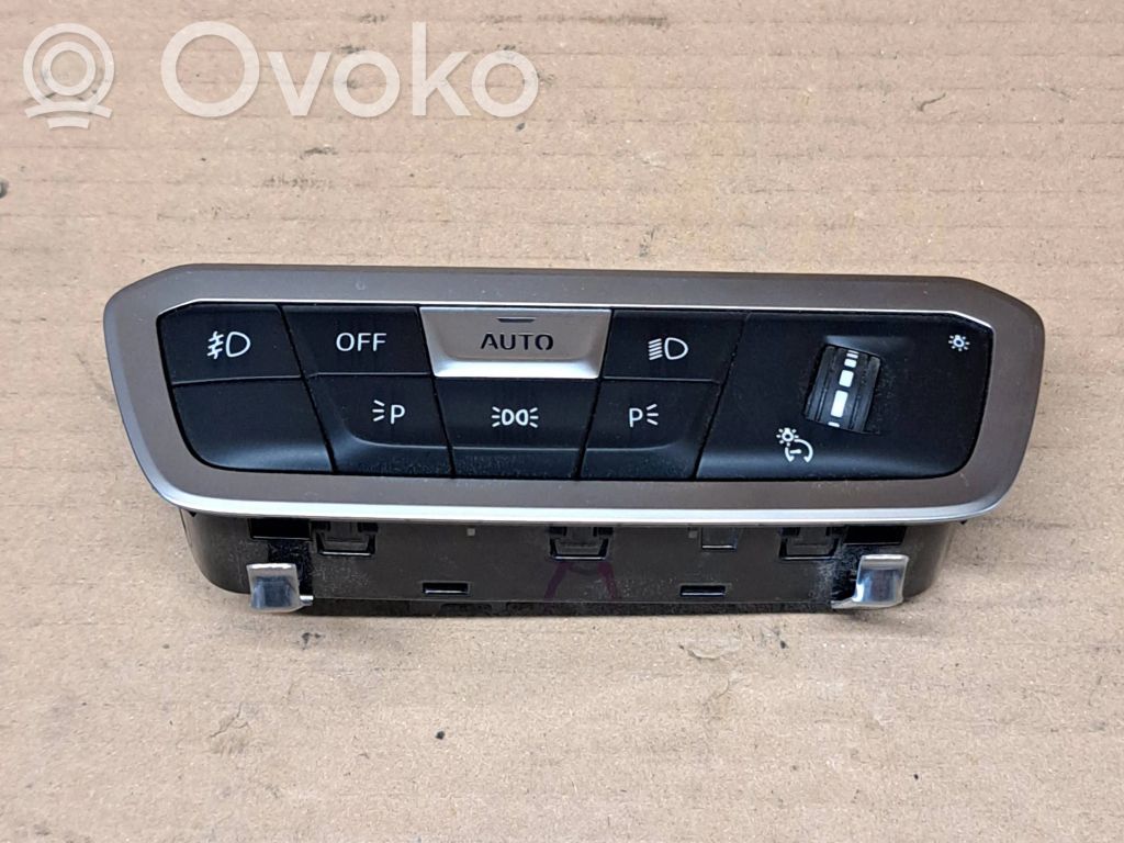 BMW X5 G05 Przełącznik świateł 