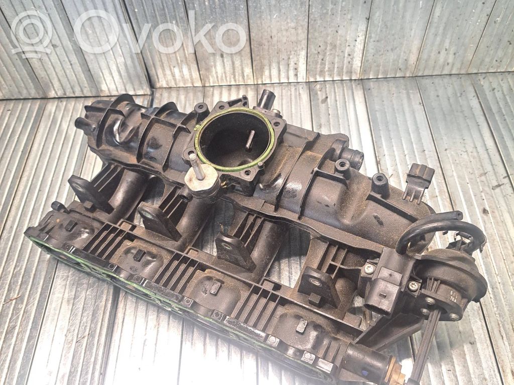 Audi A4 S4 B8 8K Kolektor ssący 