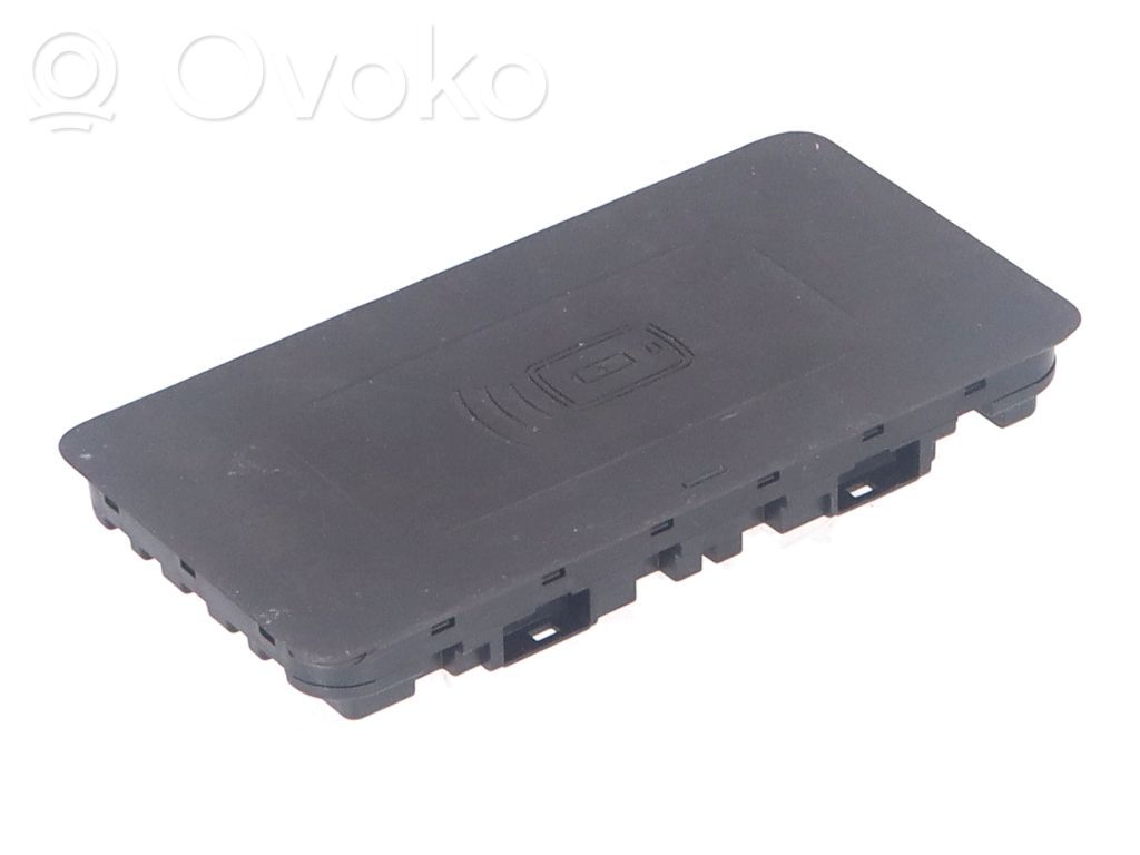 BMW 4 G22 G23 G24 G26 Wireless charging module 