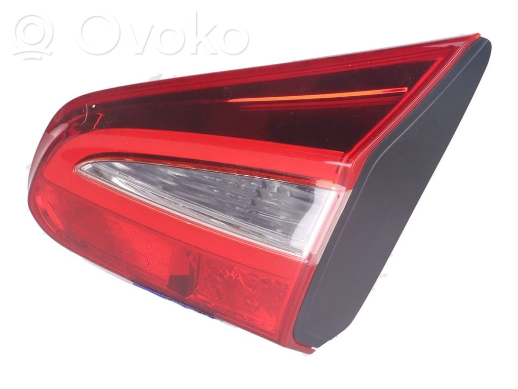 KIA Ceed Takaluukun takavalot 