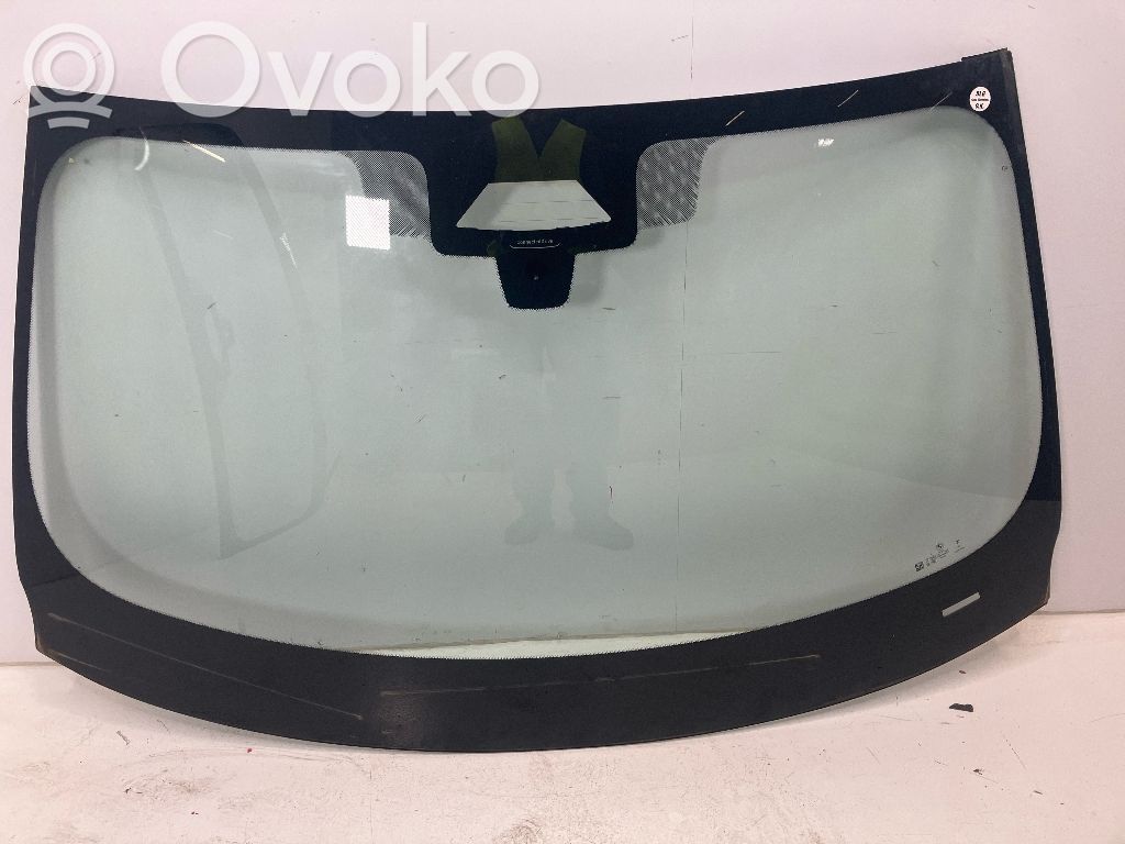 Front windscreen/windshield window   4A0C488