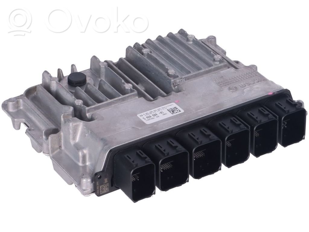 BMW 1 F40 Engine control unit/module 
