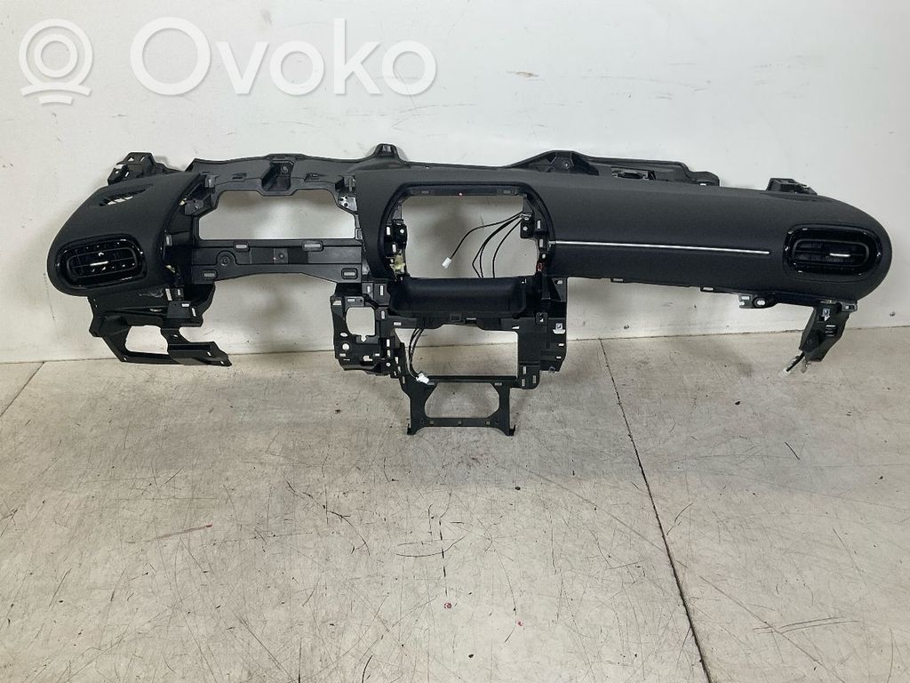 Toyota Yaris Cross Panel de instrumentos 