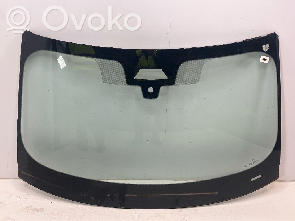 BMW XM Front windscreen/windshield window 