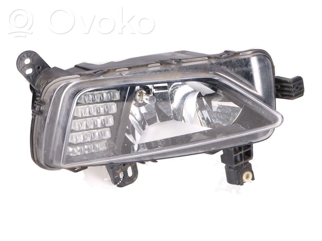 Volkswagen Polo VI Faro diurno con luce led 