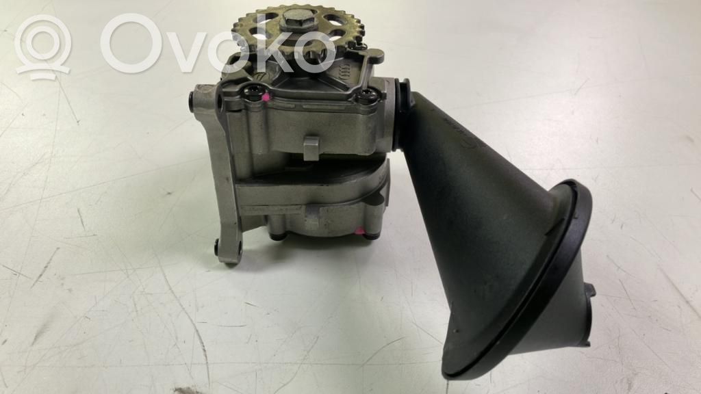 Volkswagen Touareg III Oil pump 