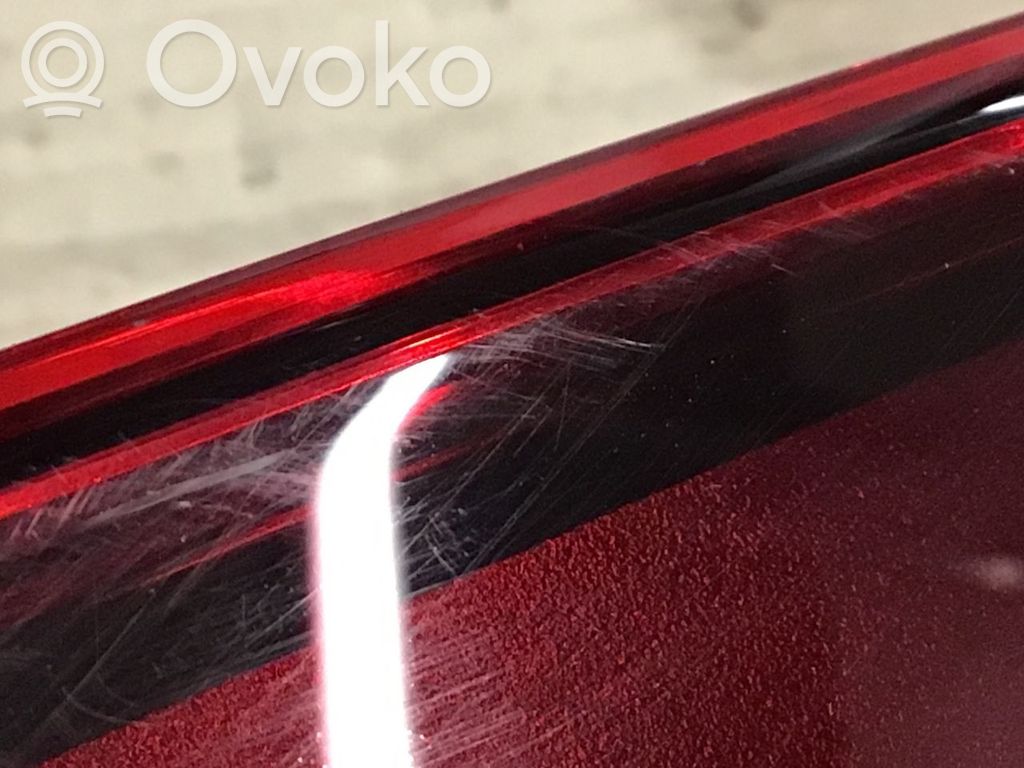 BMW 1 F40 Lampy tylnej klapy bagażnika 