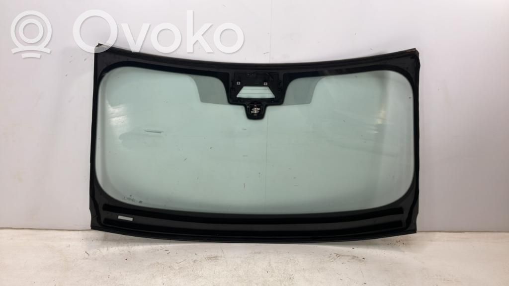 BMW XM Front windscreen/windshield window 