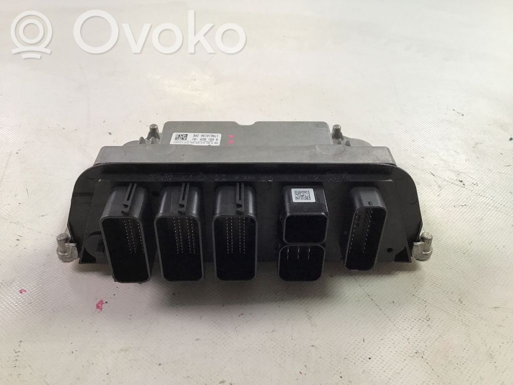 BMW 2 F46 Engine control unit/module 