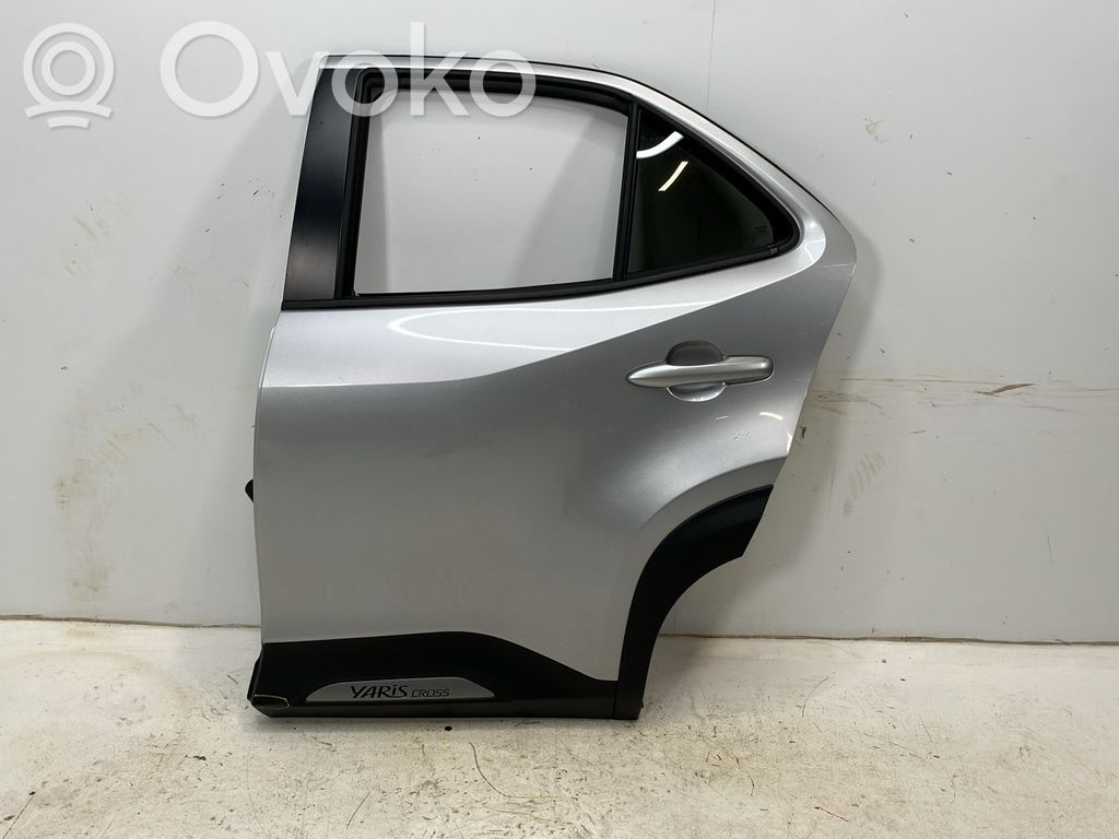 Toyota Yaris Cross Puerta trasera