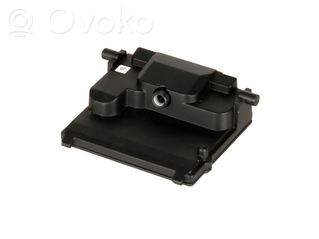 Windshield/windscreen camera   2826928