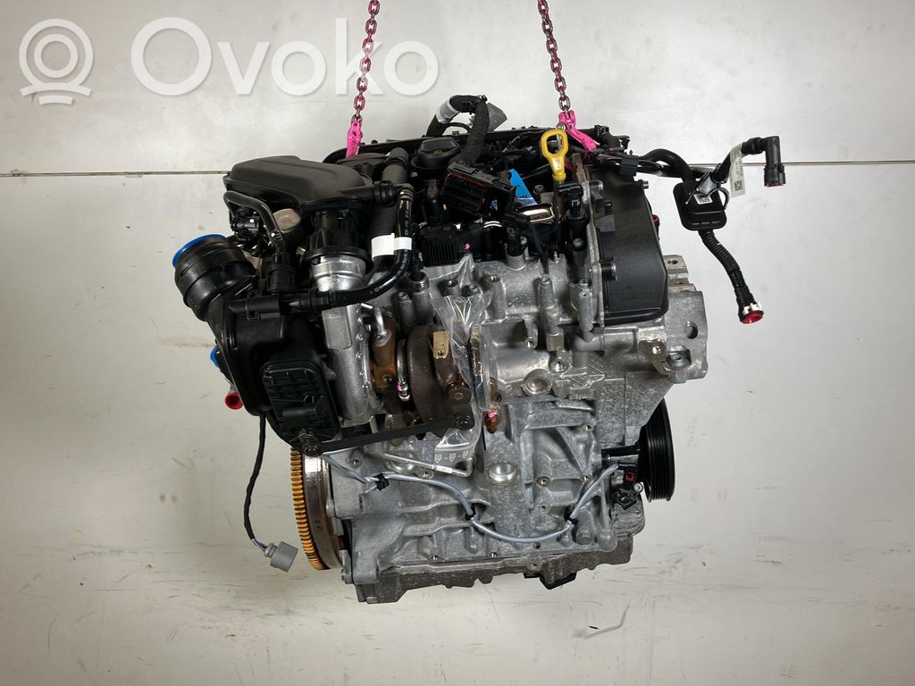 Volkswagen Golf VIII Silnik 