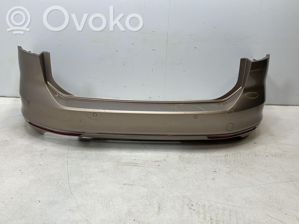 Volkswagen PASSAT B8 Parachoques 