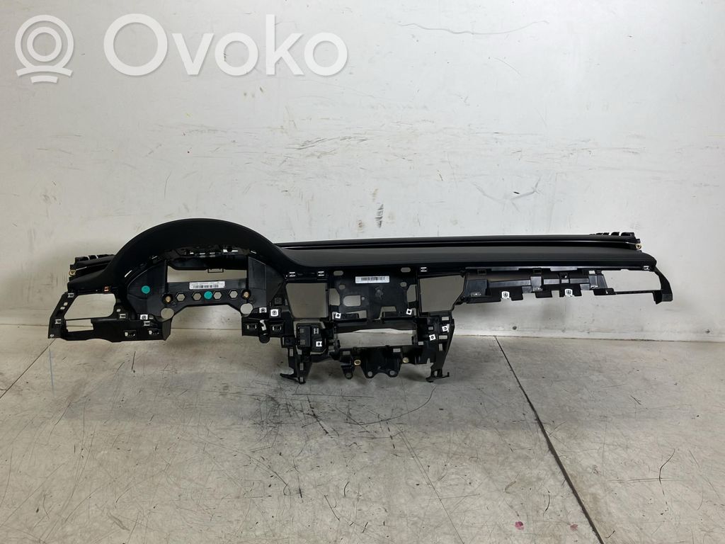 Audi A8 S8 D4 4H Dashboard 