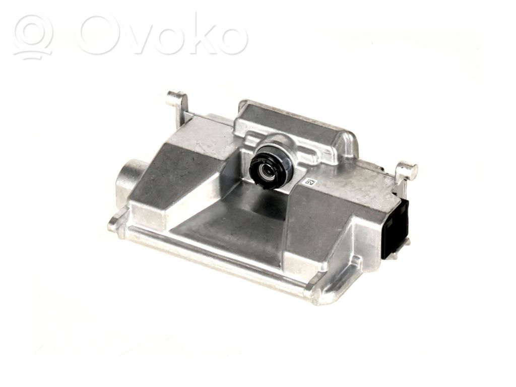 Audi A8 S8 D4 4H Windshield/windscreen camera 