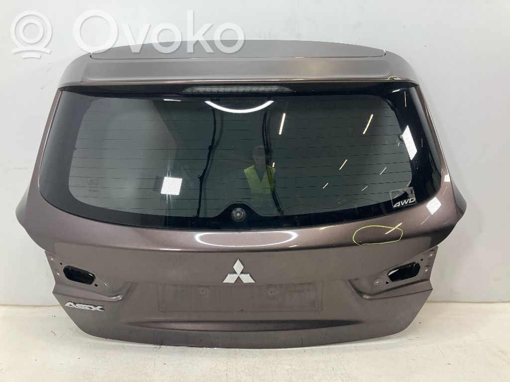 Tylna klapa bagażnika   5801C408