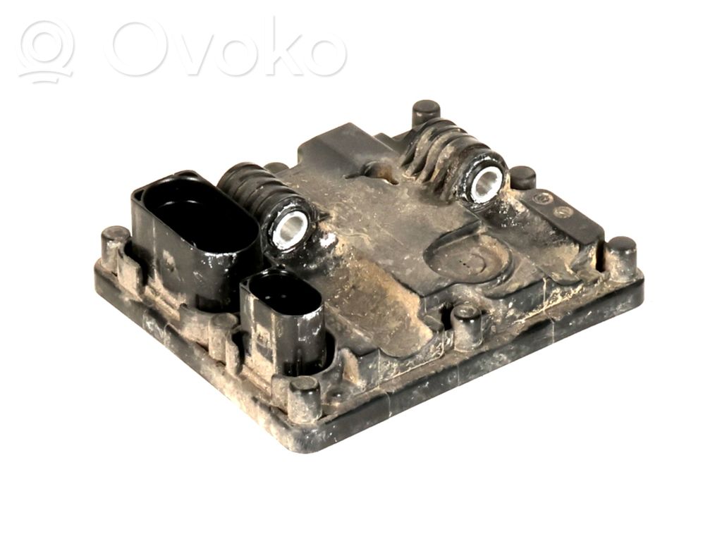 Volkswagen PASSAT B8 Torque split ecu control unit/module 