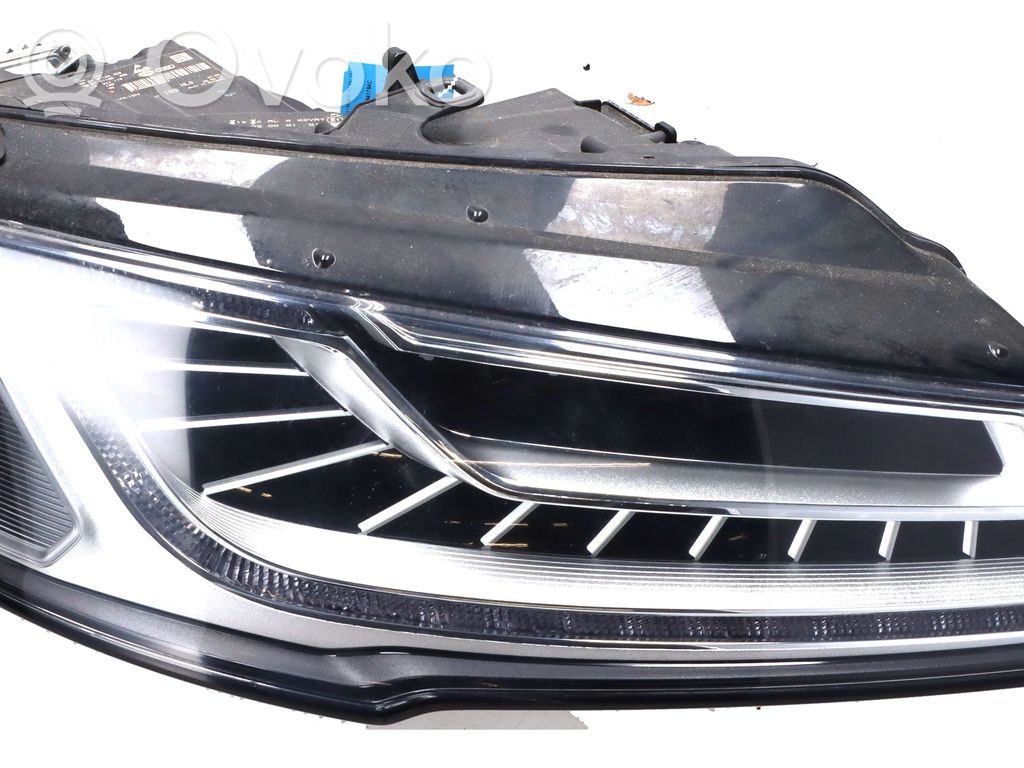 Audi A8 S8 D4 4H Faro/fanale