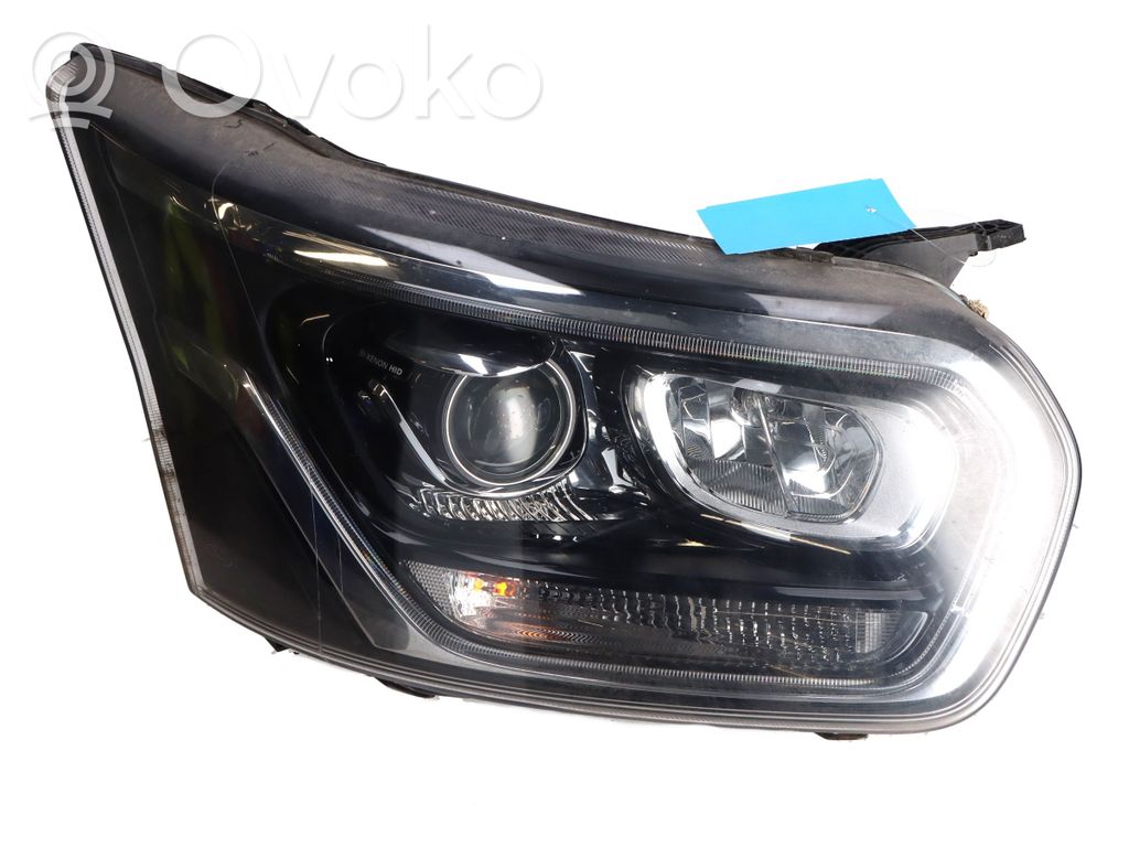 Ford Transit Etu-/Ajovalo 