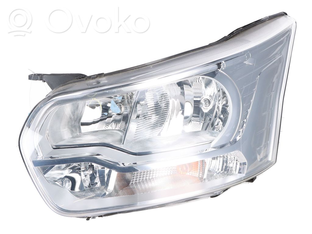 Ford Transit Phare frontale 