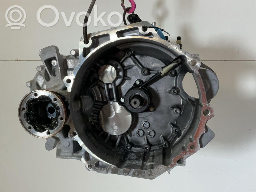 Volkswagen Golf VIII Scatola del cambio manuale a 6 velocità 
