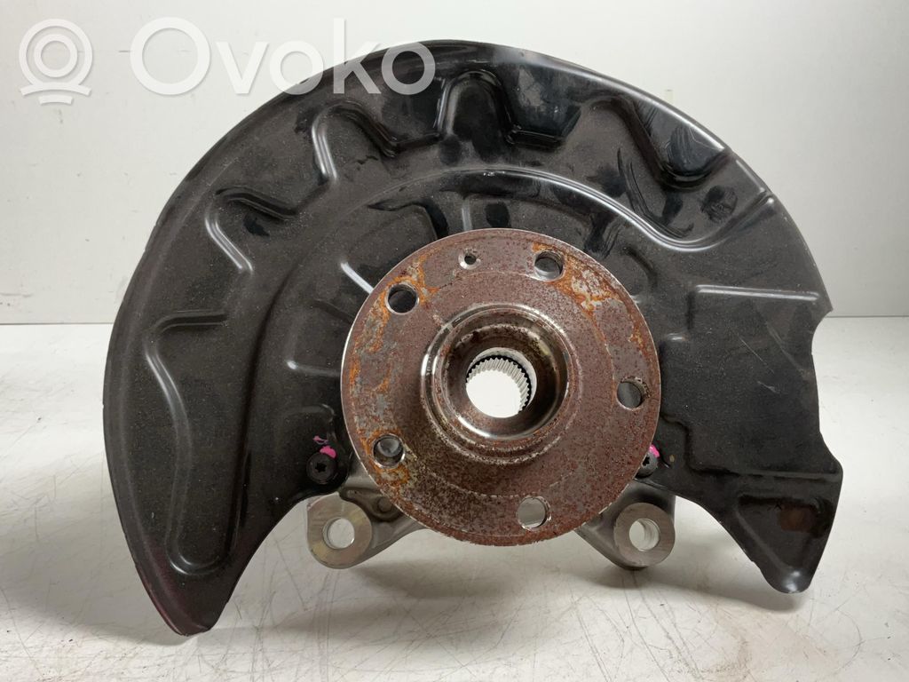 Volkswagen Golf VII Fuso a snodo con mozzo ruota anteriore 