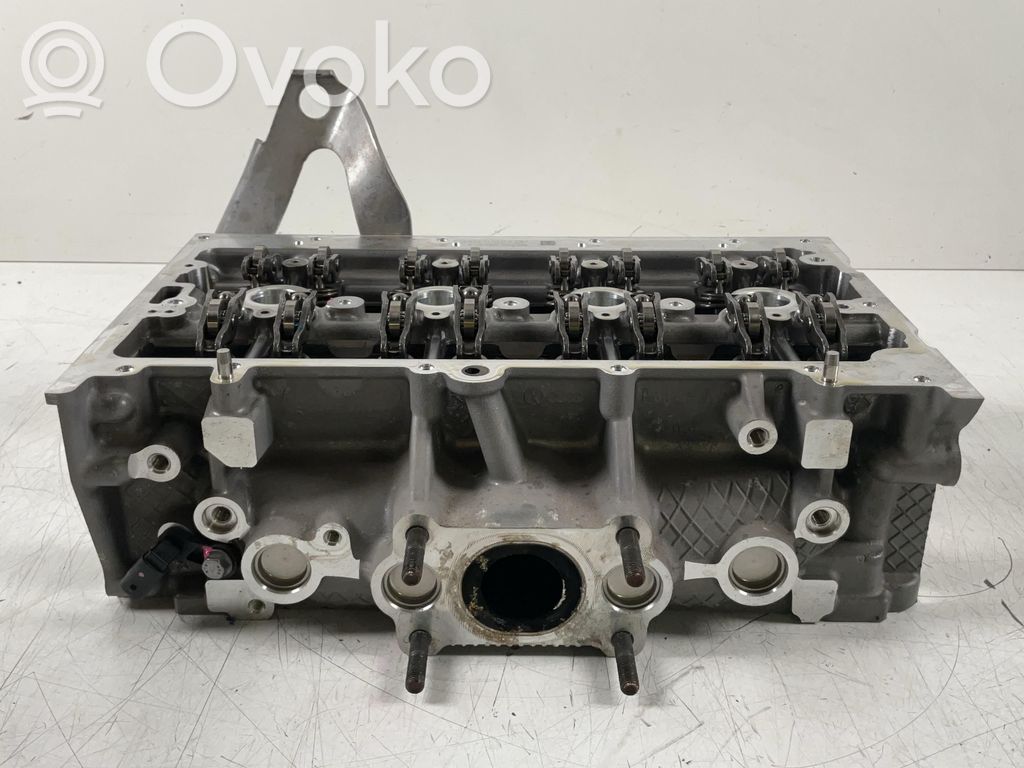 Culata del motor   05E103063L