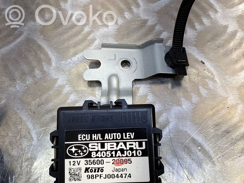 Subaru Legacy Light module LCM 
