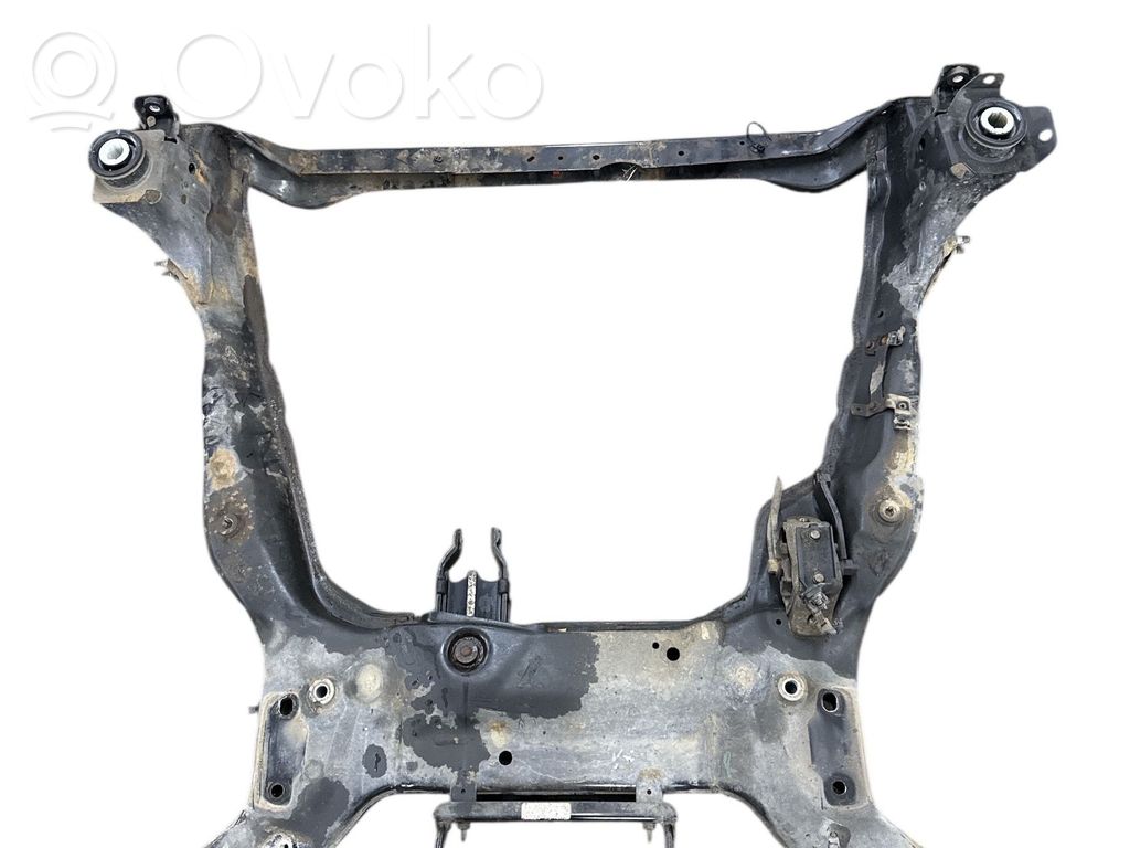 Volvo V60 Priekinis traversas 