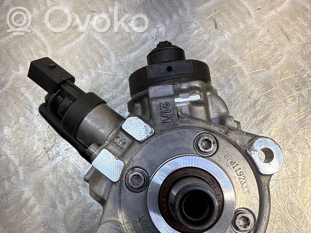 BMW X3 E83 Fuel injection high pressure pump 