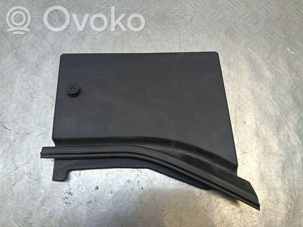 Volvo V60 Pokrywa skrzynki akumulatora 