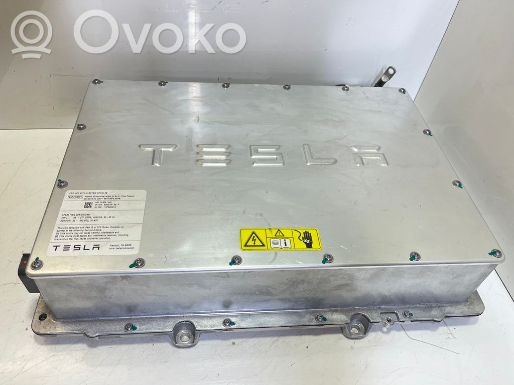 Tesla Model S Inversor/convertidor de voltaje 