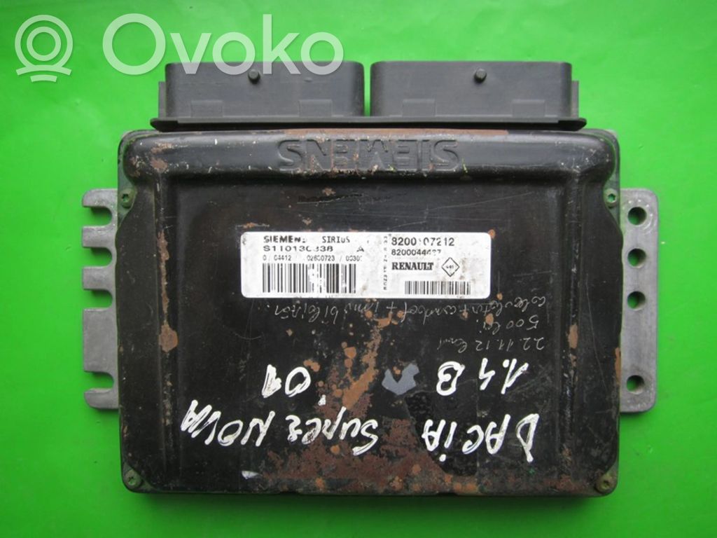 Unidad de control/módulo ECU del motor   8200107212,S110130338A