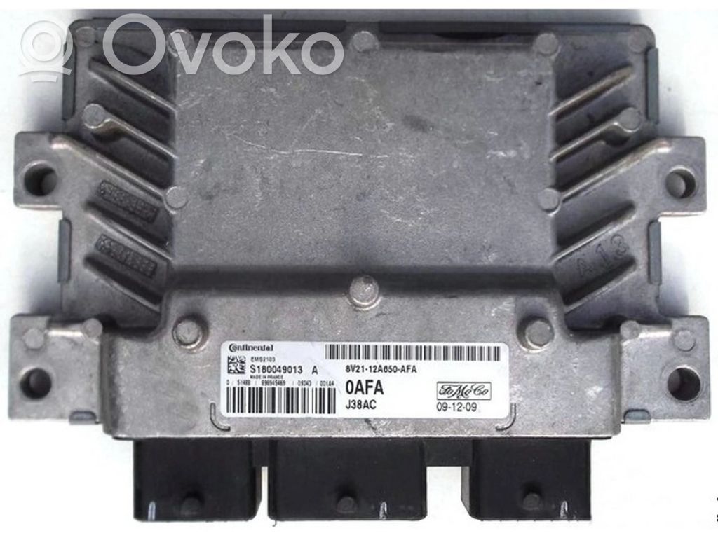Unité de commande, module ECU de moteur   8V2112A650AFA,S180049013A