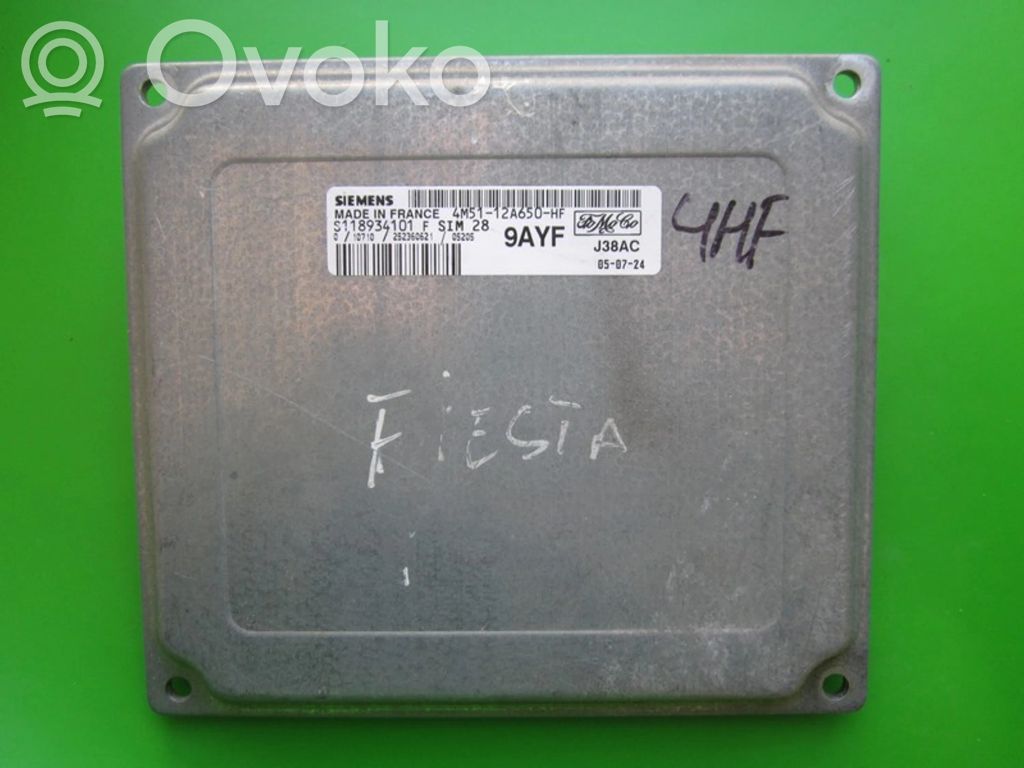 Unité de commande, module ECU de moteur   4M5112A650HF,S118934101F