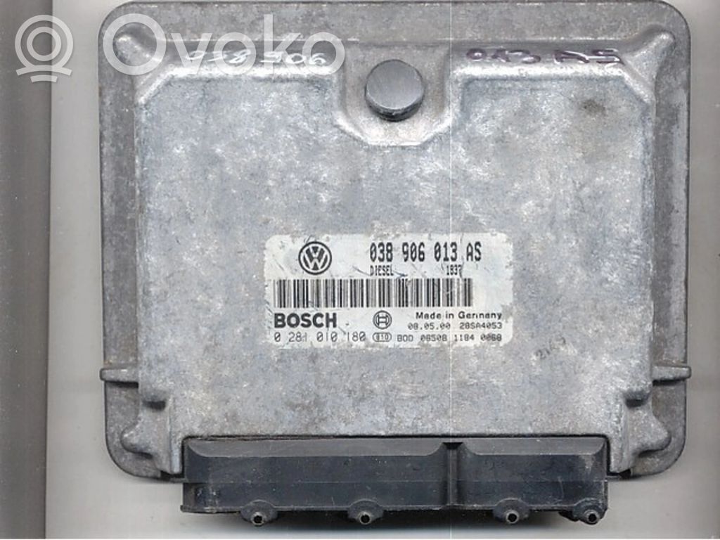 Skoda Octavia Mk1 (1U) Komputer / Sterownik ECU silnika 