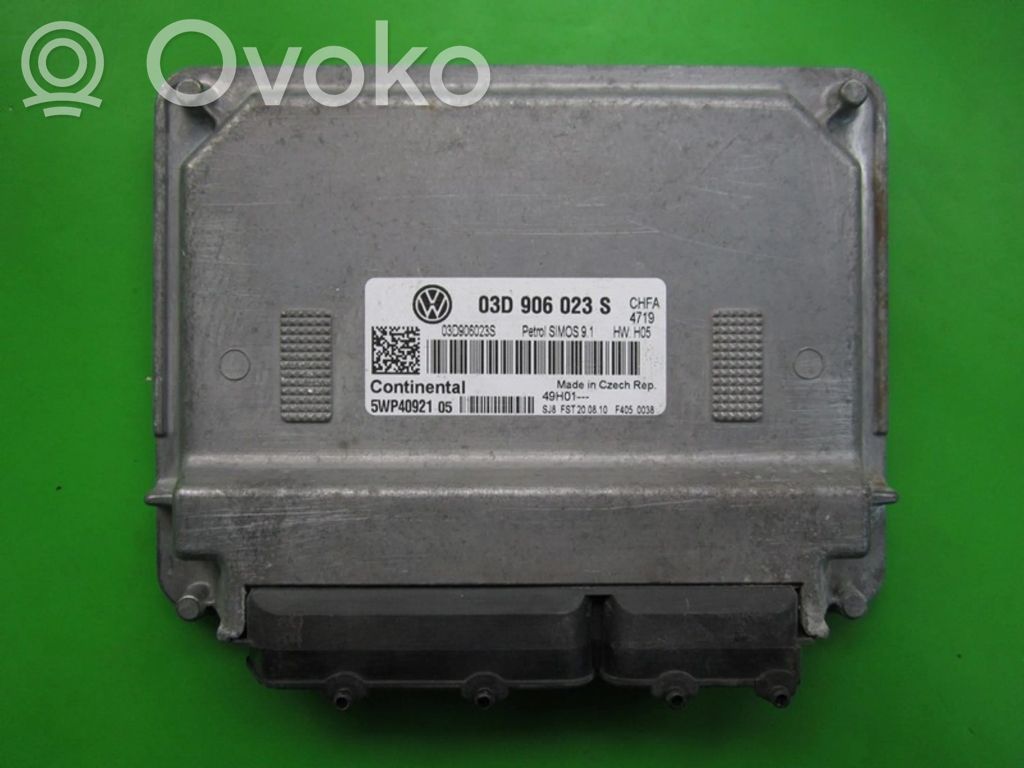 Volkswagen Fox Engine control unit/module ECU 