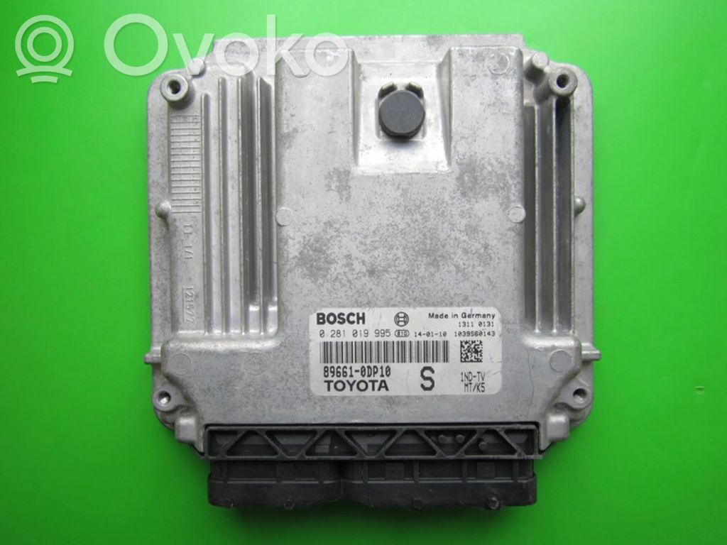 Toyota Yaris Unidad de control/módulo ECU del motor 