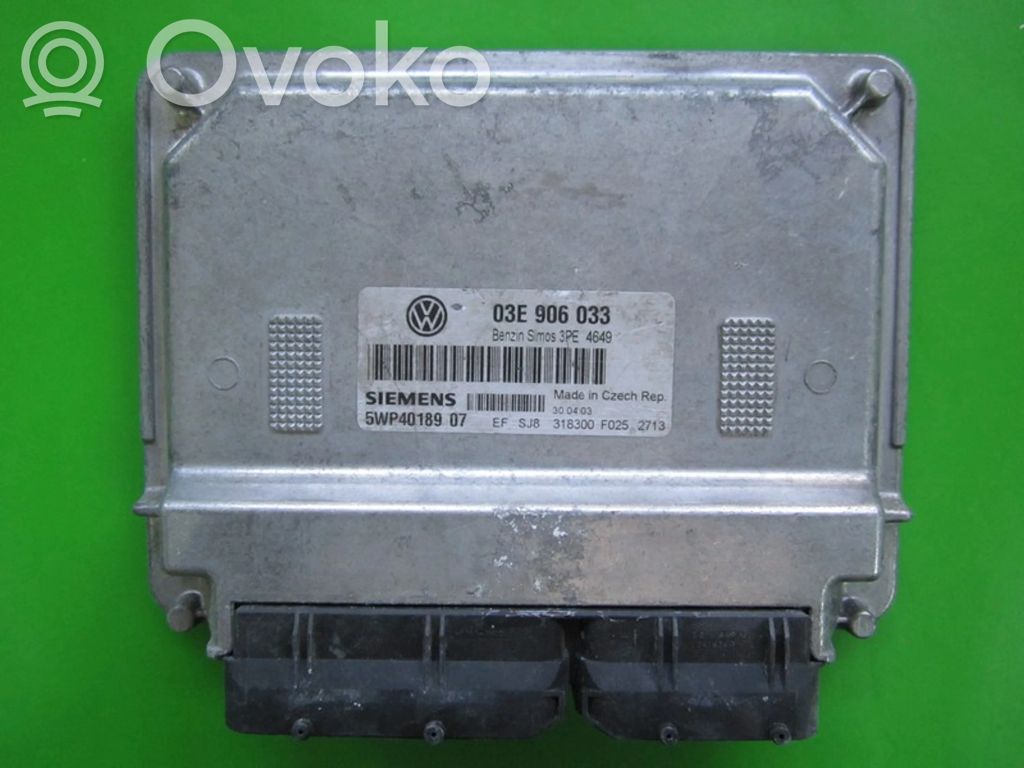 Volkswagen Polo Komputer / Sterownik ECU silnika 