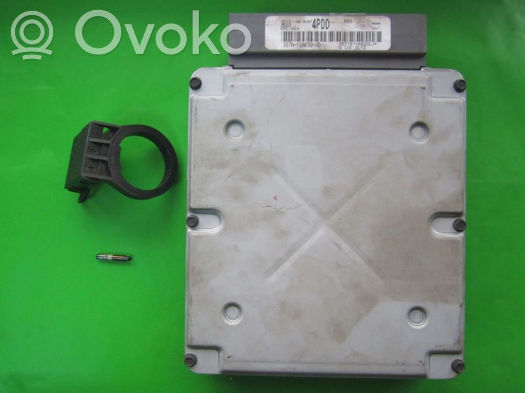 Ford Mondeo MK I Engine ECU kit and lock set 
