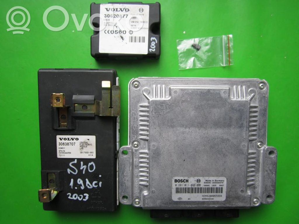 Volvo S40, V40 Komputer / Sterownik ECU i komplet kluczy 