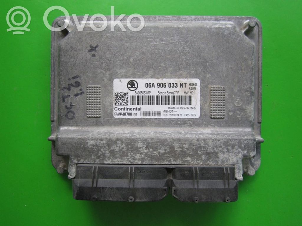 Skoda Octavia Mk2 (1Z) Engine control unit/module ECU 