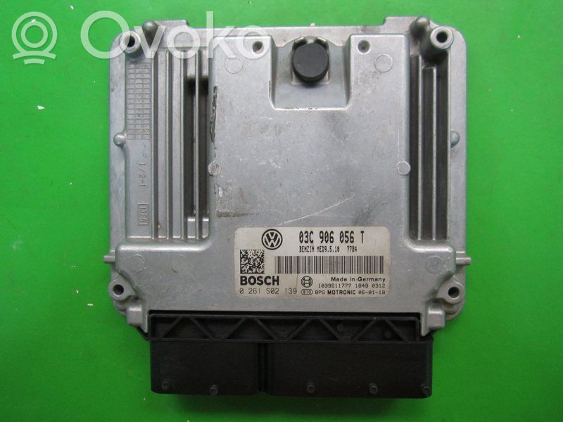 Engine control unit/module ECU   03C906056T,0261S02139